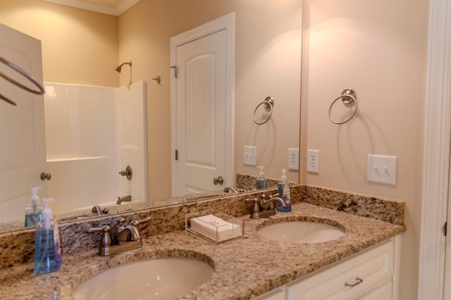 112 Conamara Lane, Woodruff, SC 29388