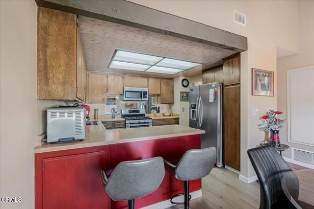 550 Holly Avenue, Oxnard, CA 93036