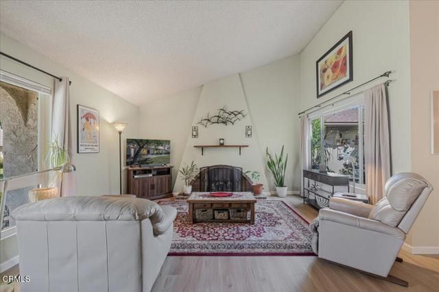 550 Holly Avenue, Oxnard, CA 93036