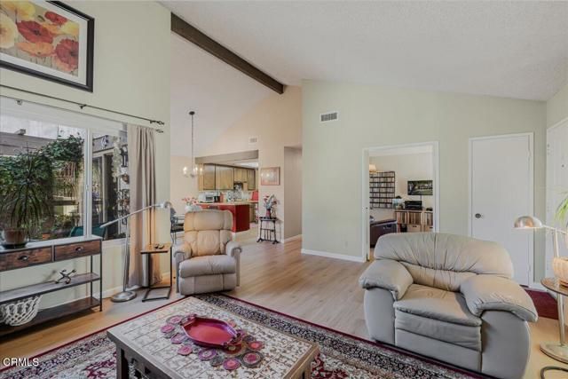 550 Holly Avenue, Oxnard, CA 93036