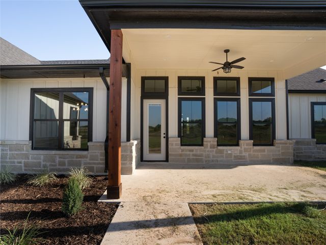 443 Schneider Road, Sherman, TX 75090