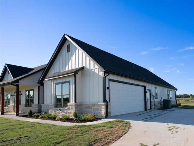 443 Schneider Road, Sherman, TX 75090