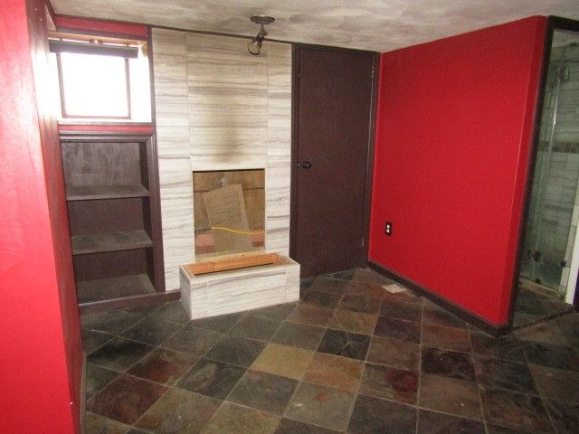 71 Barry St, Allentown, PA 15203
