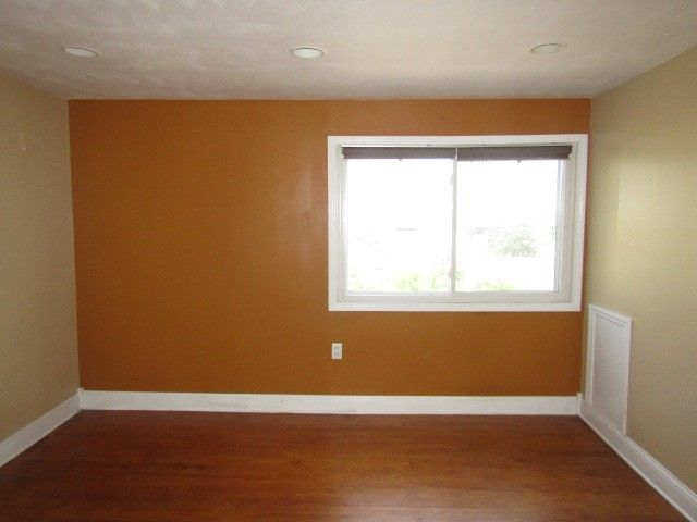 71 Barry St, Allentown, PA 15203