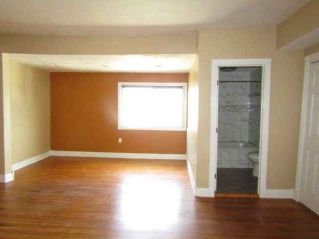 71 Barry St, Allentown, PA 15203