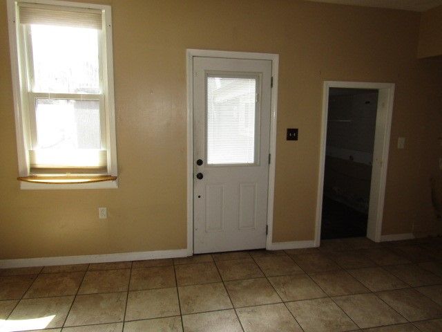 71 Barry St, Allentown, PA 15203