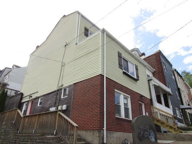71 Barry St, Allentown, PA 15203