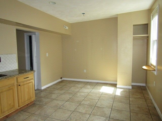 71 Barry St, Allentown, PA 15203