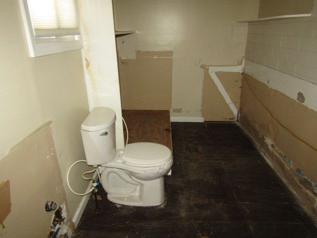 71 Barry St, Allentown, PA 15203
