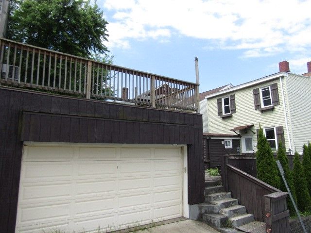 71 Barry St, Allentown, PA 15203
