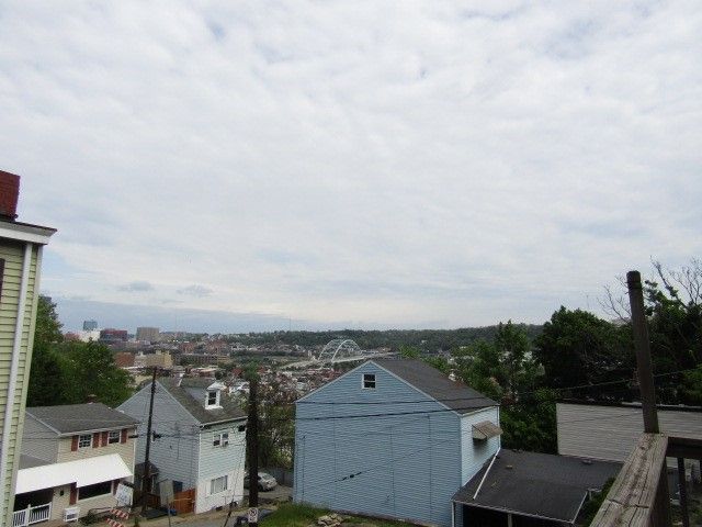 71 Barry St, Allentown, PA 15203