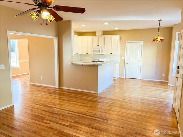 1257 Cameo Court NE, Poulsbo, WA 98370