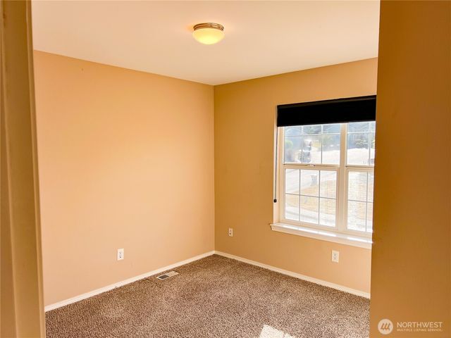 1257 Cameo Court NE, Poulsbo, WA 98370