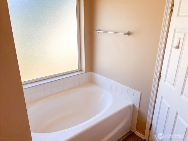 1257 Cameo Court NE, Poulsbo, WA 98370