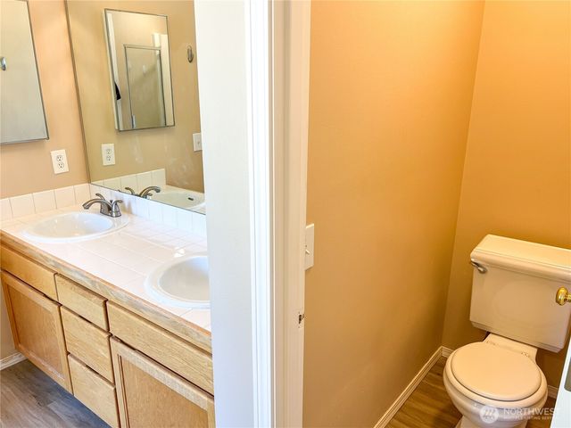 1257 Cameo Court NE, Poulsbo, WA 98370