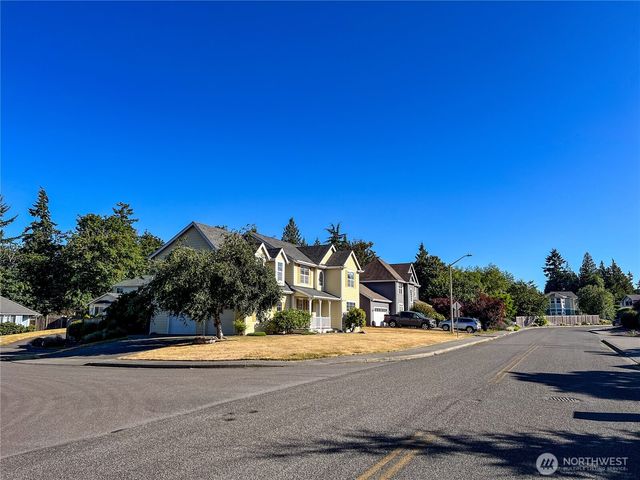1257 Cameo Court NE, Poulsbo, WA 98370
