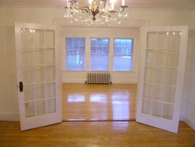 31 Lantern Lane, Wellesley, MA 02481