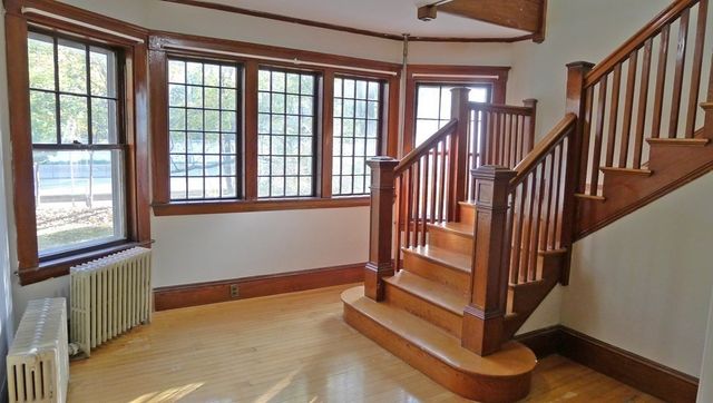31 Lantern Lane, Wellesley, MA 02481