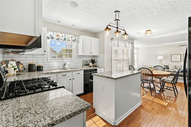 3172 Goodman Meadows Drive, Hilliard, OH 43026