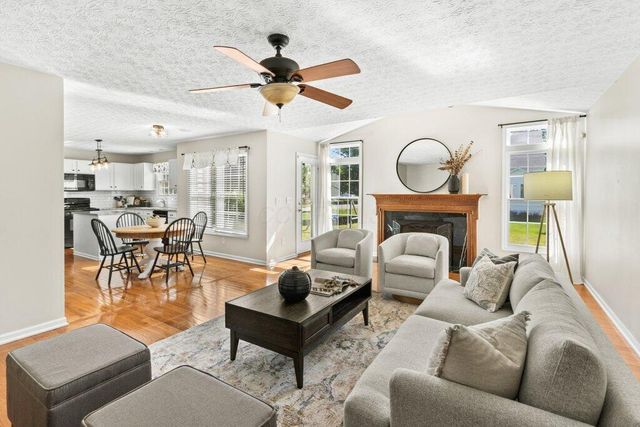 3172 Goodman Meadows Drive, Hilliard, OH 43026
