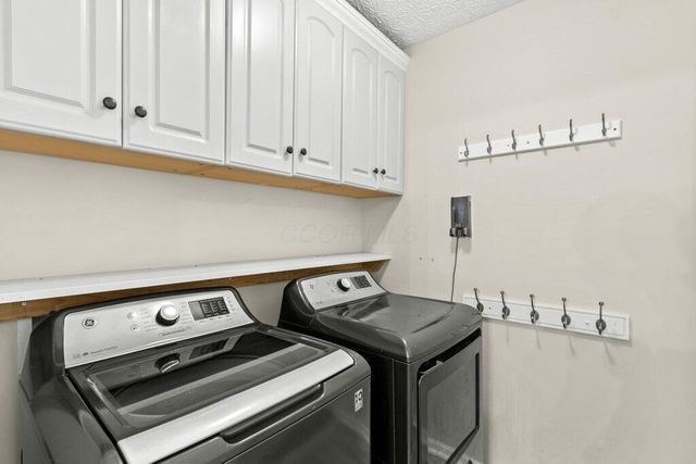 3172 Goodman Meadows Drive, Hilliard, OH 43026