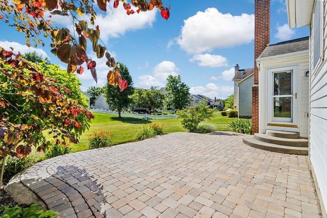 3172 Goodman Meadows Drive, Hilliard, OH 43026