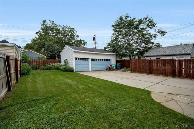 737 Tacoma Avenue, Buffalo, NY 14216