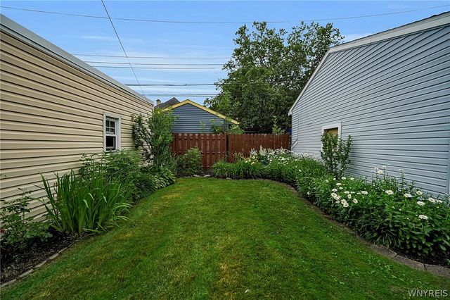 737 Tacoma Avenue, Buffalo, NY 14216