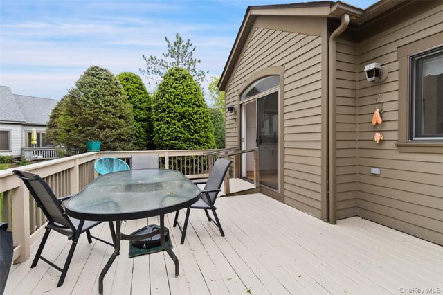 760 Heritage Hills Drive B, Somers, NY 10589