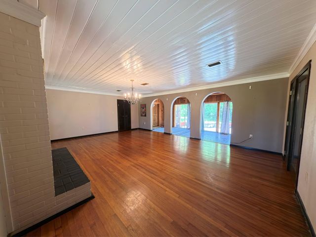 2575 Old Highway 24, Hattiesburg, MS 39402