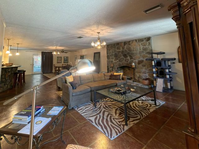 2575 Old Highway 24, Hattiesburg, MS 39402
