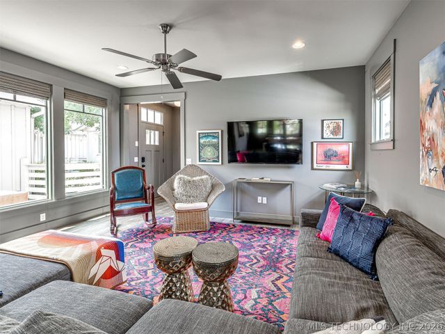 29 Boardwalk Street D, Carlton Landing, OK 74432