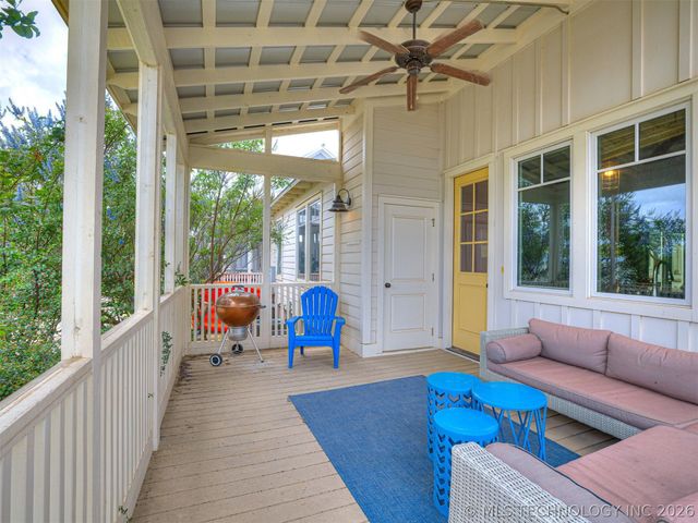 29 Boardwalk Street D, Carlton Landing, OK 74432
