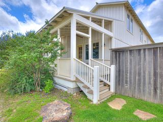 29 Boardwalk Street D, Carlton Landing, OK 74432