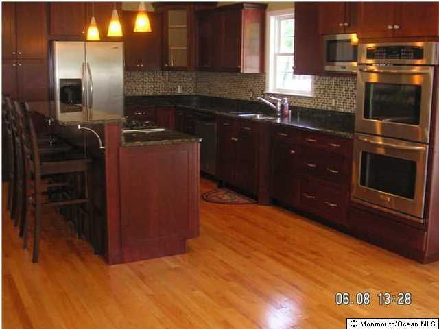 528 Vanderbilt Avenue, Bayville, NJ 08721