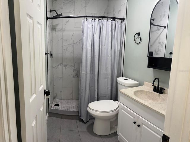 7661 18TH WAY N 1, St Petersburg, FL 33702