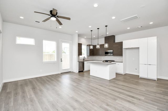 313 Charlock Street, Houston, TX 77022