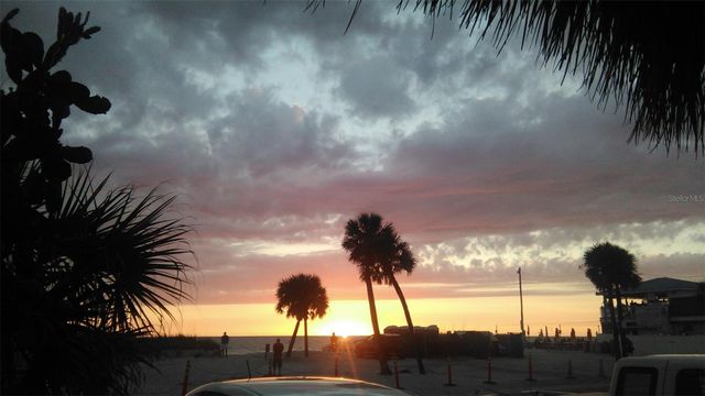 108 125TH AVENUE, Treasure Island, FL 33706
