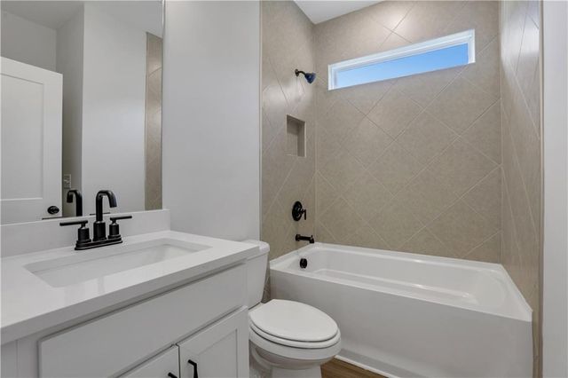 7049 Manchester Drive, Flowery Branch, GA 30542