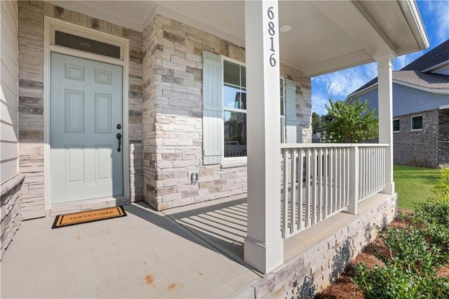 7049 Manchester Drive, Flowery Branch, GA 30542