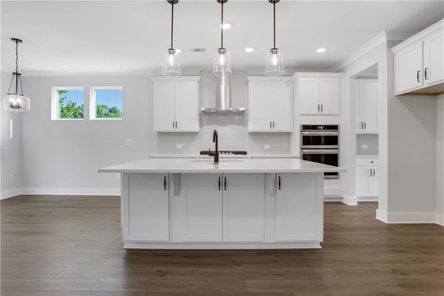 7049 Manchester Drive, Flowery Branch, GA 30542