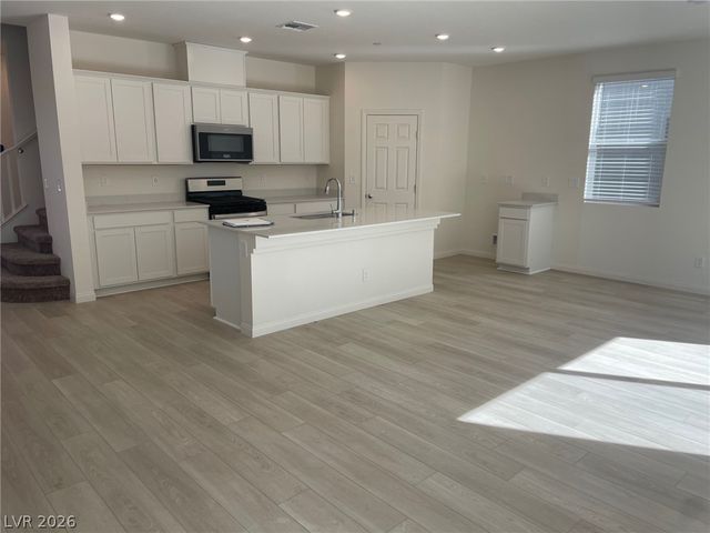 10861 River Junction Avenue, Las Vegas, NV 89166