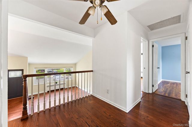 44 Bruce Lane, Westbury, NY 11590