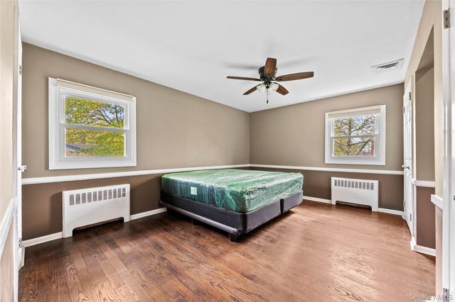 44 Bruce Lane, Westbury, NY 11590