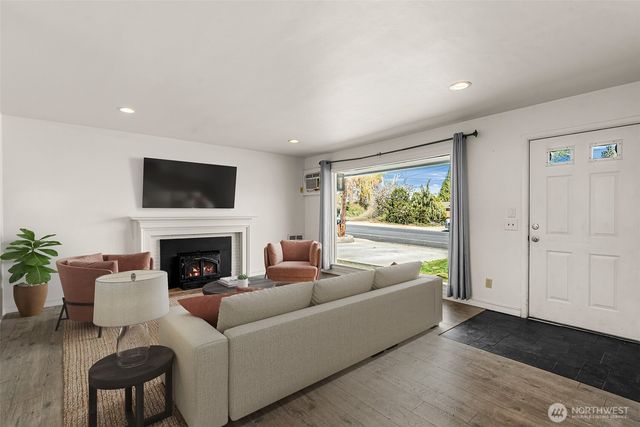 565 Crawford Avenue, Wenatchee, WA 98801