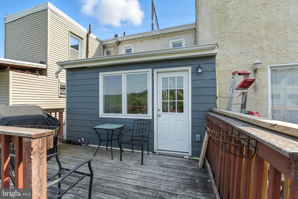 4648 CANTON ST, Philadelphia, PA 19127