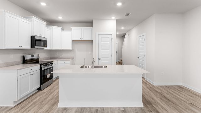 18 Rudder Lane, Freeport, FL 32439