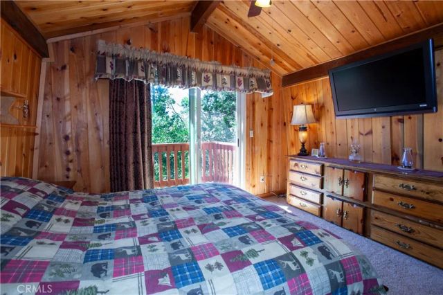 767 W Victoria Court, Lake Arrowhead, CA 92352