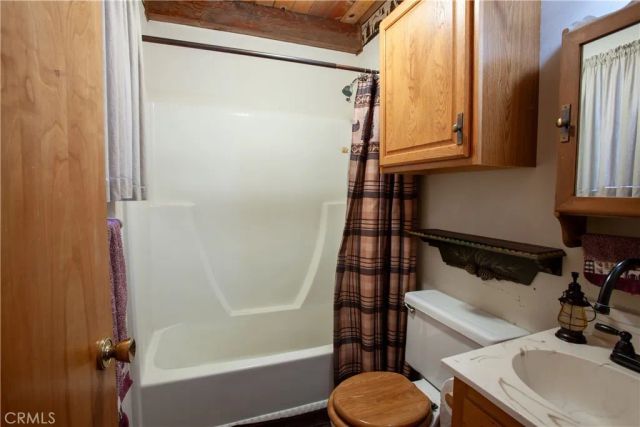 767 W Victoria Court, Lake Arrowhead, CA 92352