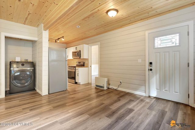 12410 W Elf Circle, Houston, AK 99694